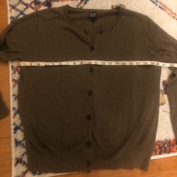 Gap Cardigan - Picture 5 of 6